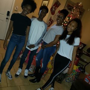 Meet your Posher, Latoya